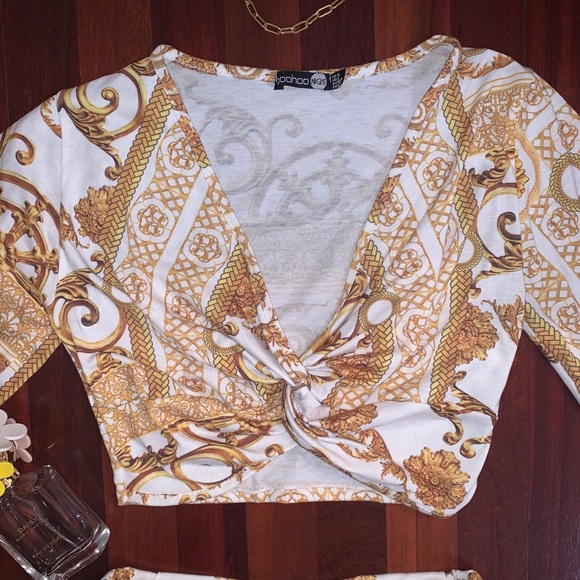 Boohoo Chain Print Crop Top & Pant Set - Picture 4 of 8